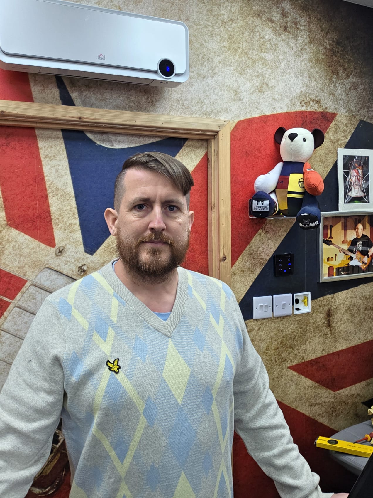 Lyle & Scott Cotton Argyle V Neck Jumper