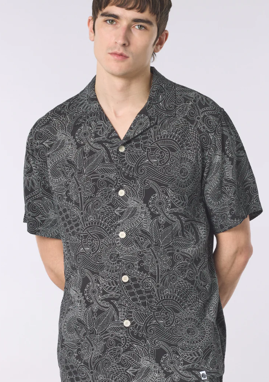 Pretty Green Resonance Linear Paisley Shirt