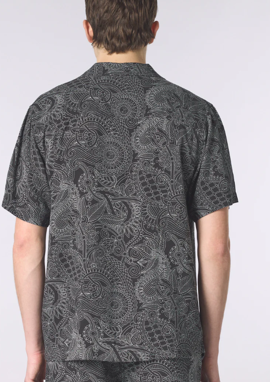 Pretty Green Resonance Linear Paisley Shirt