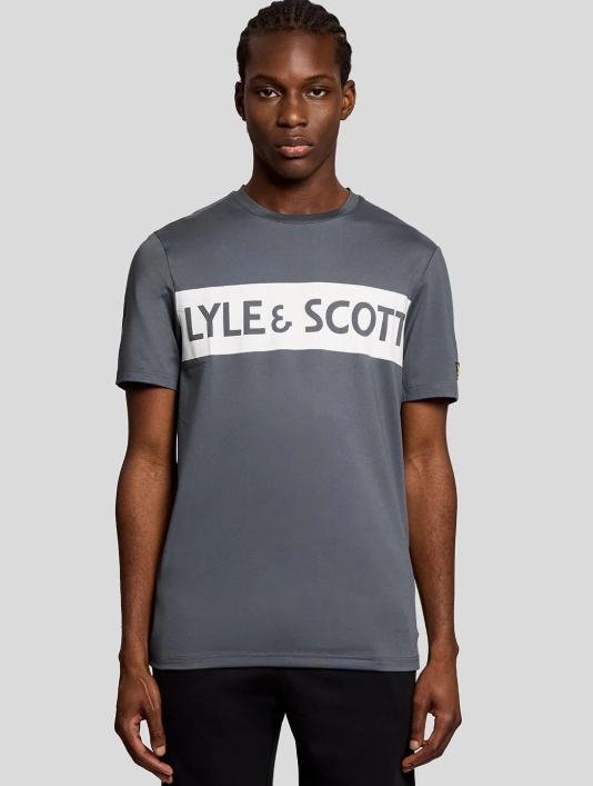 Lyle & Scott Sports Chest Branded T-Shirt