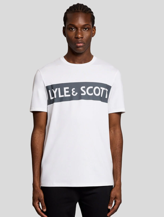 Lyle & Scott Sports Chest Branded T-Shirt