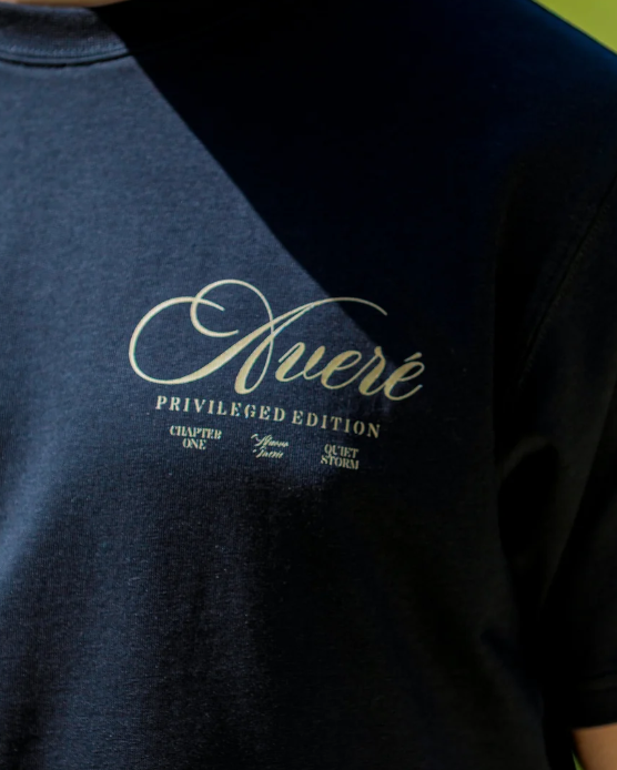 Avere Mura Architectural Black T Shirt